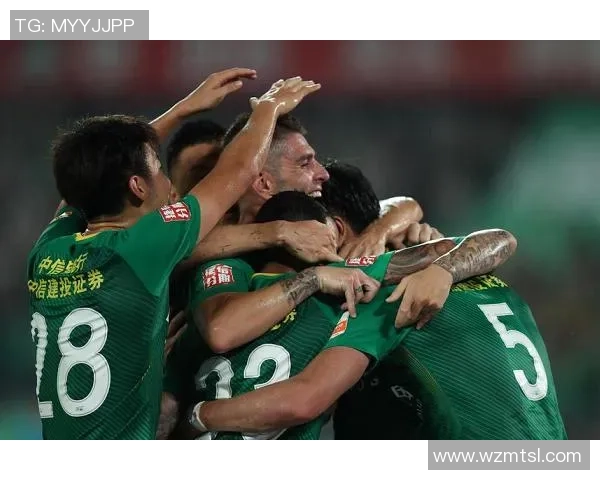 南京足球队以59分稳居杯赛积分榜首位争夺冠军之路愈发明朗